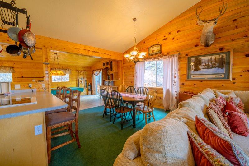 Hideout Cabin - thumb 8