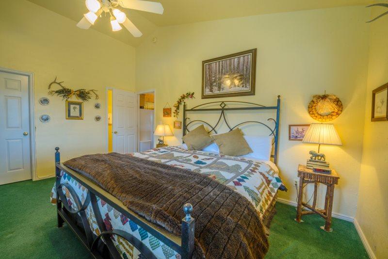 Hideout Cabin - thumb 22