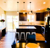 Beautiful Retreat Next to Zion National Park - Tourism Bookings