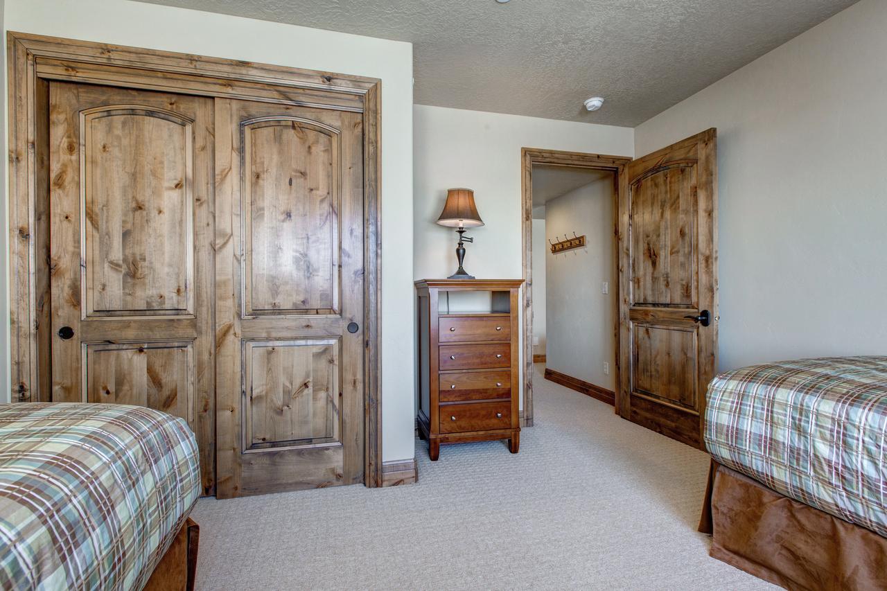 Still Water Townhouse Townhouse - thumb 18