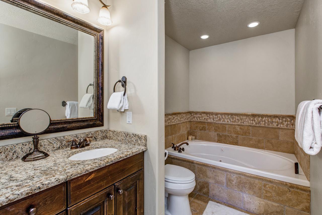 Still Water Townhouse Townhouse - thumb 14