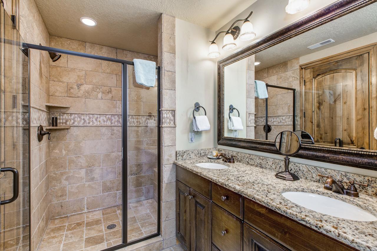 Still Water Townhouse Townhouse - thumb 23