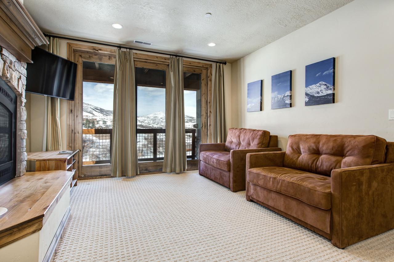 Still Water Townhouse Townhouse - thumb 10