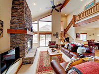 8437 Pointe Dr Home Hotels Santiago