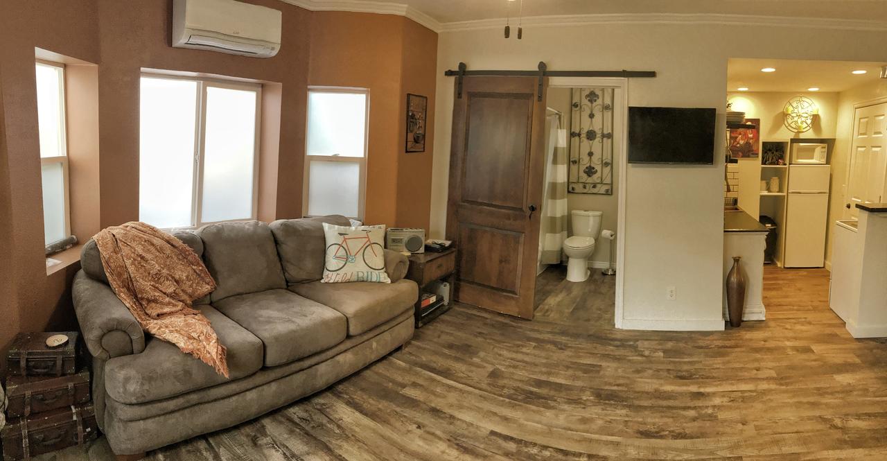 Baristas Suite THEMED Apt. Near ZION, Private HOT TUB! - thumb 23