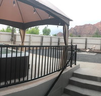 Baristas Suite THEMED apt. Near ZION Private HOT TUB - Tourism Bookings