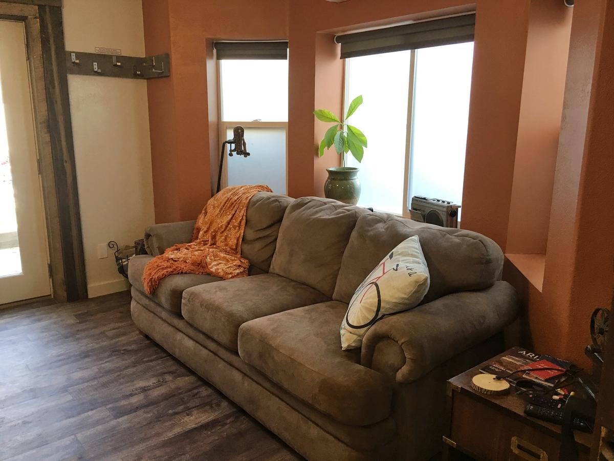 Baristas Suite THEMED Apt. Near ZION, Private HOT TUB! - thumb 21