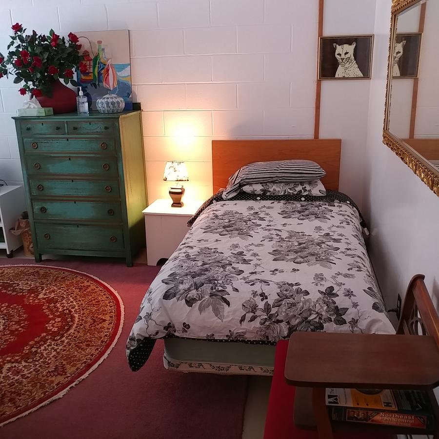 Cricket Hill - thumb 3