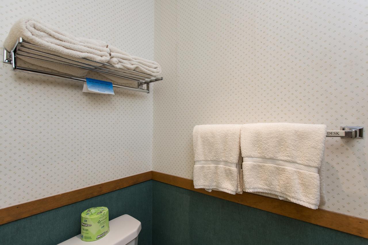 Commodores Inn - thumb 43