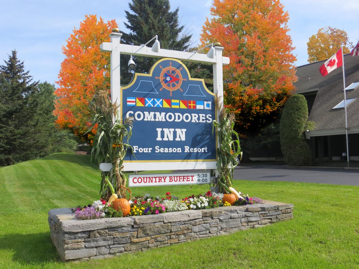 Commodores Inn - thumb 3