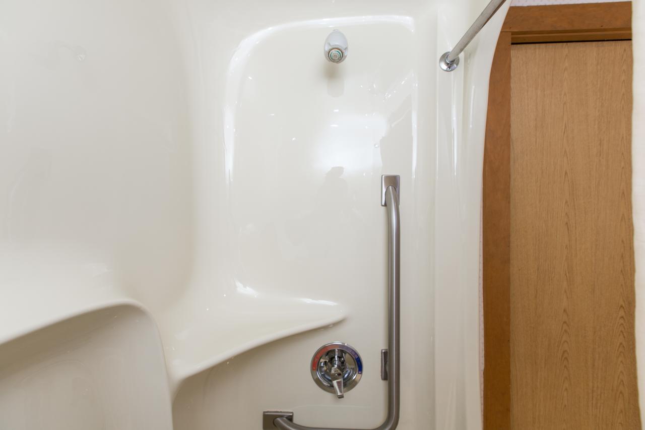 Commodores Inn - thumb 9