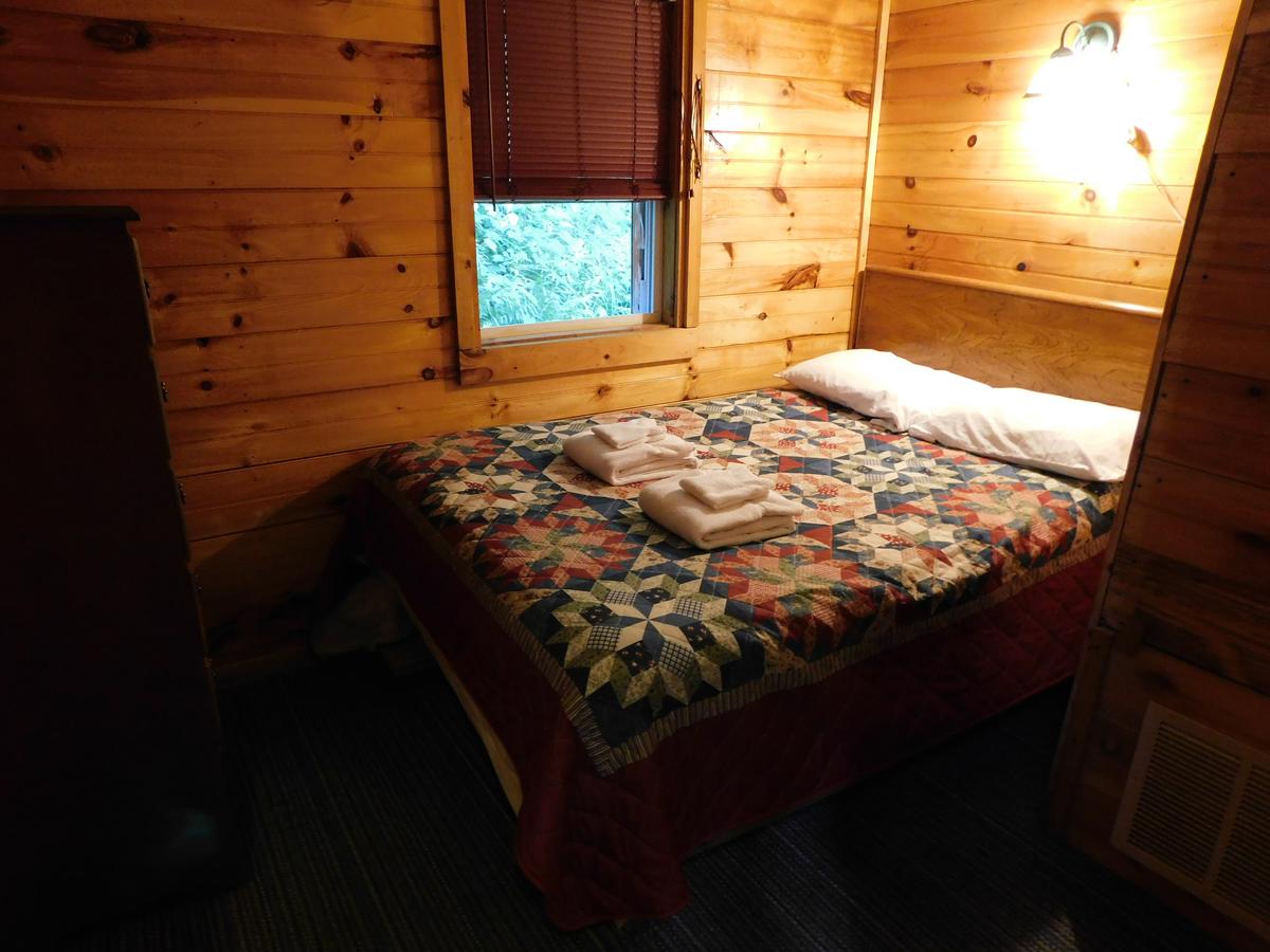 Pine Crest Motel & Cabins - thumb 28