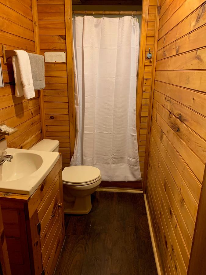 Pine Crest Motel & Cabins - thumb 4