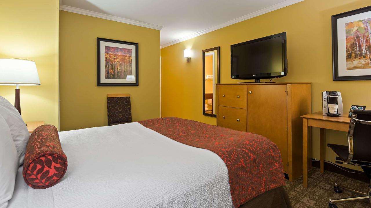 Best Western Plus Windjammer Inn & Conference Center - thumb 7