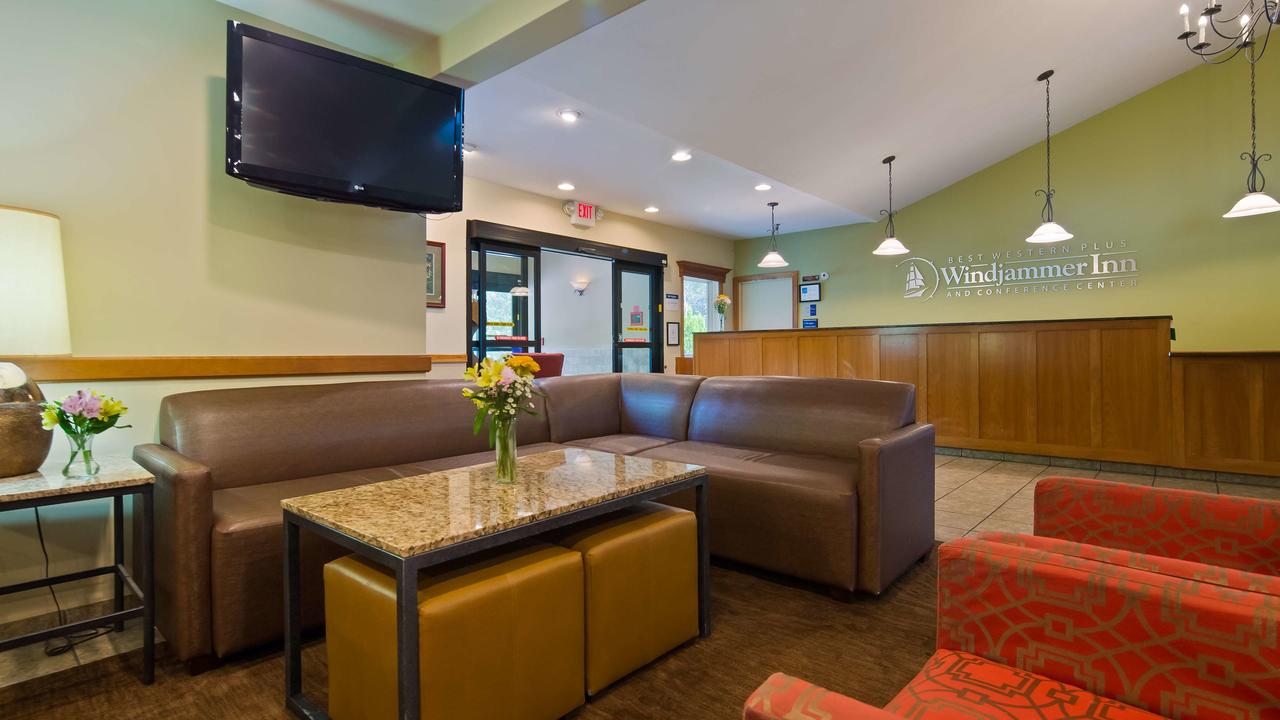 Best Western Plus Windjammer Inn & Conference Center - thumb 37
