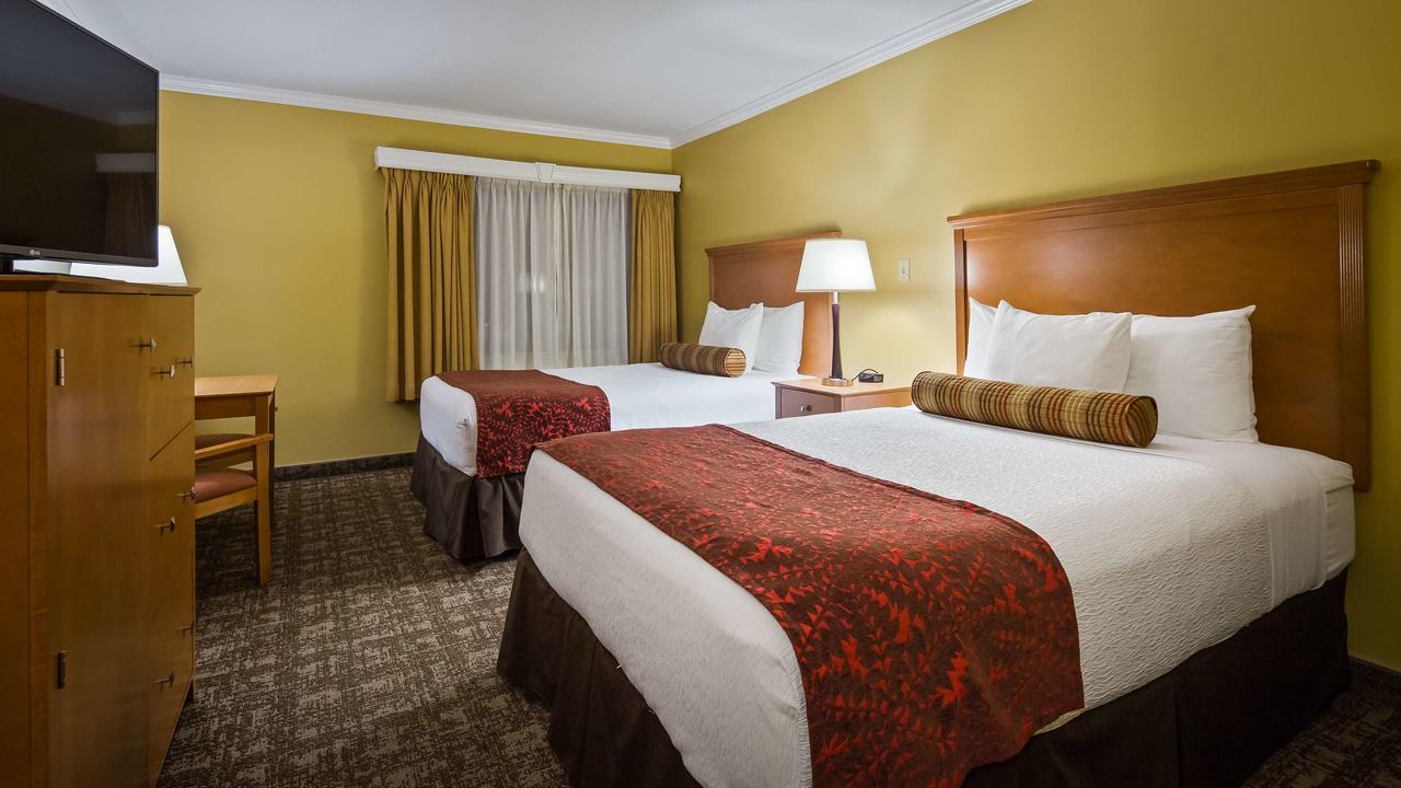 Best Western Plus Windjammer Inn & Conference Center - thumb 2