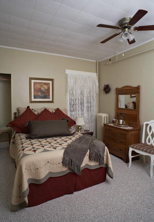 Fullerton Inn & Restaurant - thumb 6