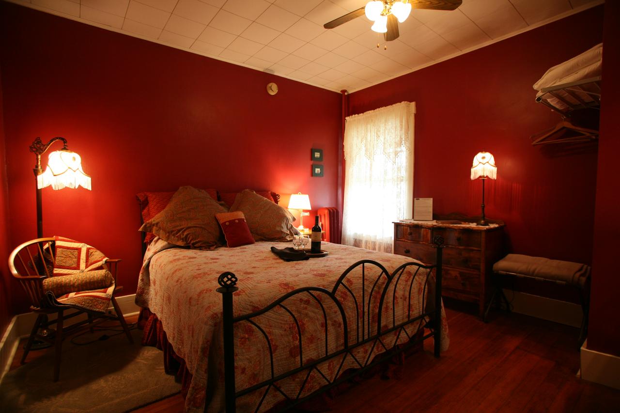 Fullerton Inn & Restaurant - thumb 17