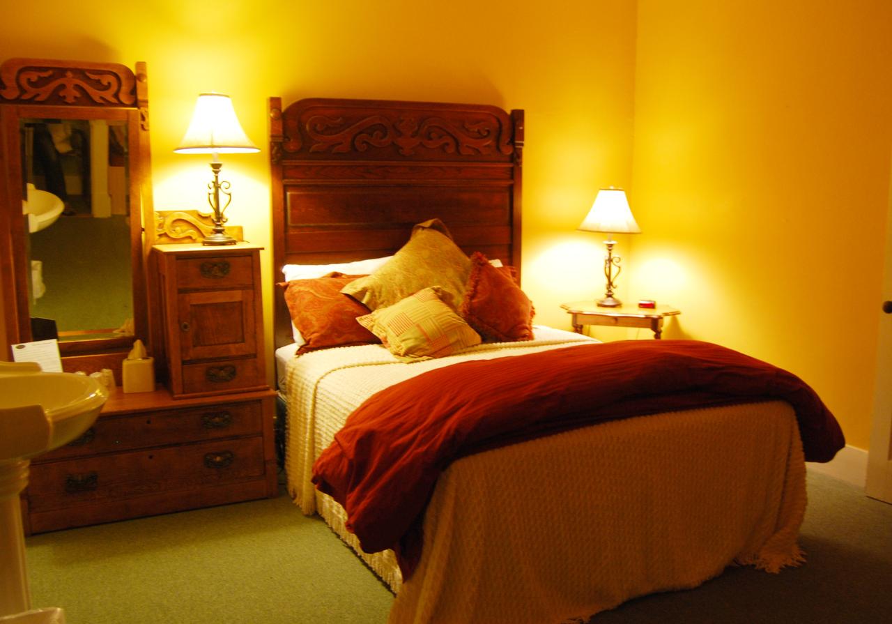 Fullerton Inn & Restaurant - thumb 15