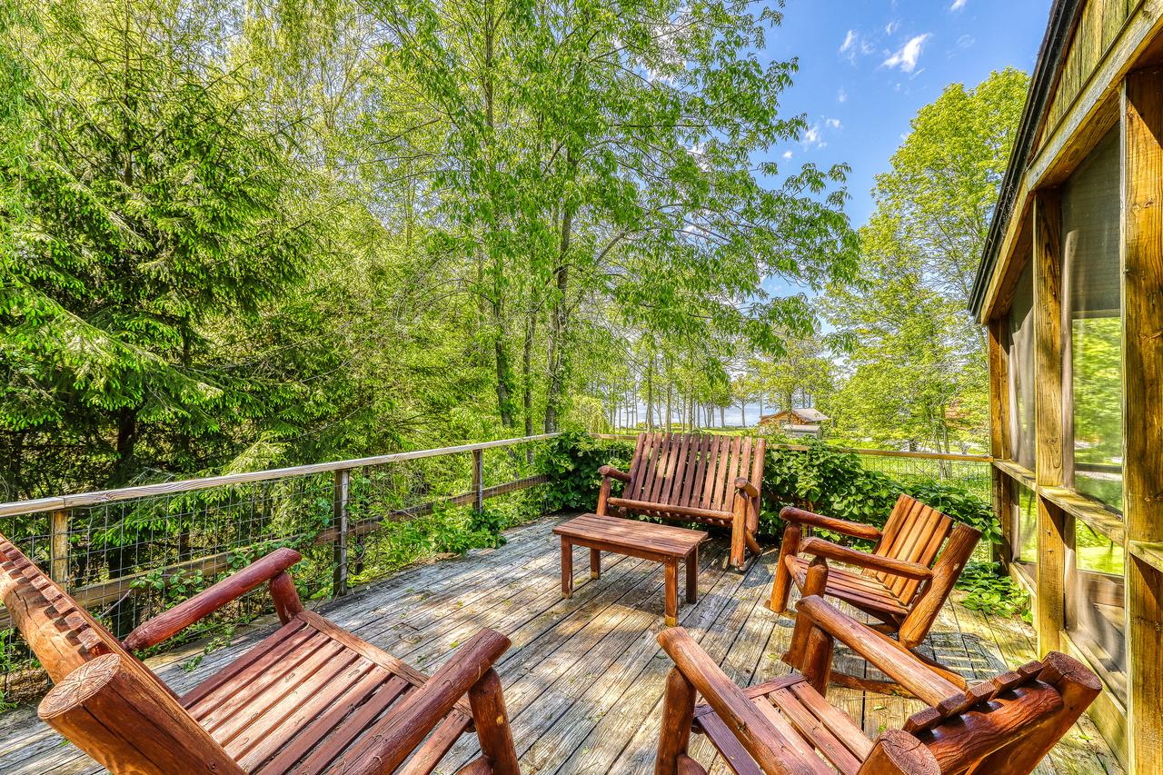 2 Bed 2 Bath Vacation Home In Charlotte - thumb 0