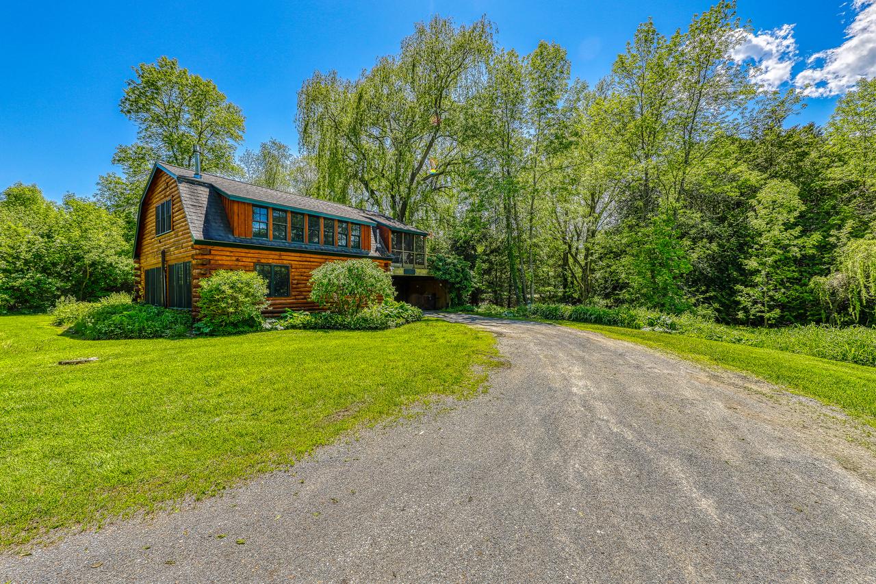 2 Bed 2 Bath Vacation Home In Charlotte - thumb 2