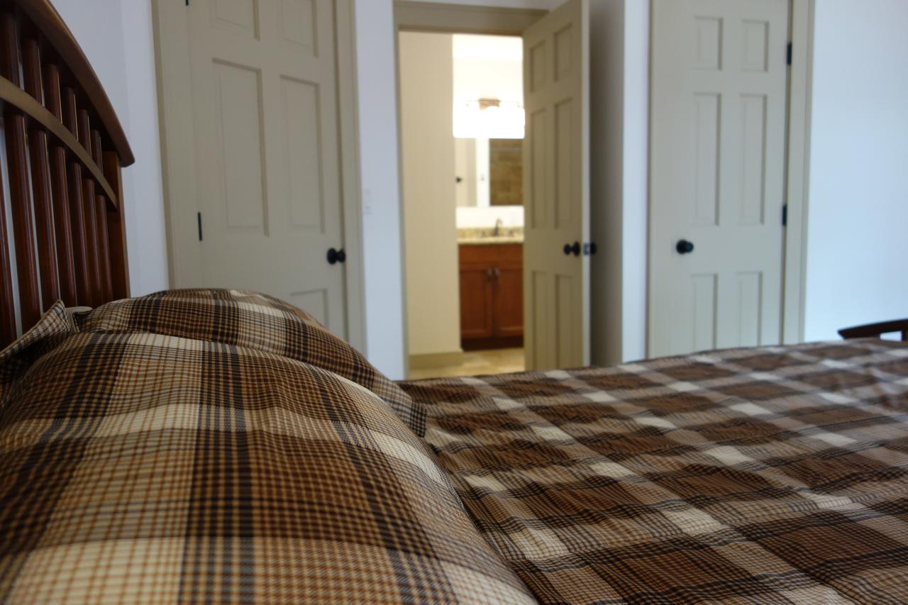 Lake Rescue LAKEFRONT! 2.6 Miles From Okemo. - thumb 24