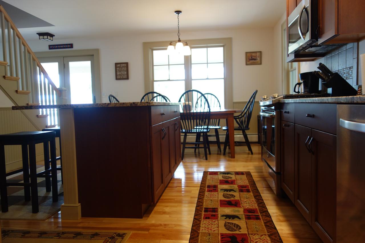 Lake Rescue LAKEFRONT! 2.6 Miles From Okemo. - thumb 15