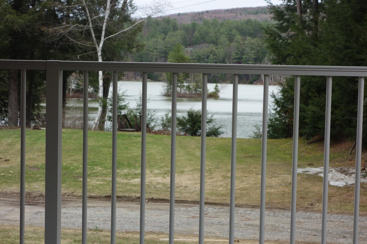 Lake Rescue LAKEFRONT! 2.6 Miles From Okemo. - thumb 7