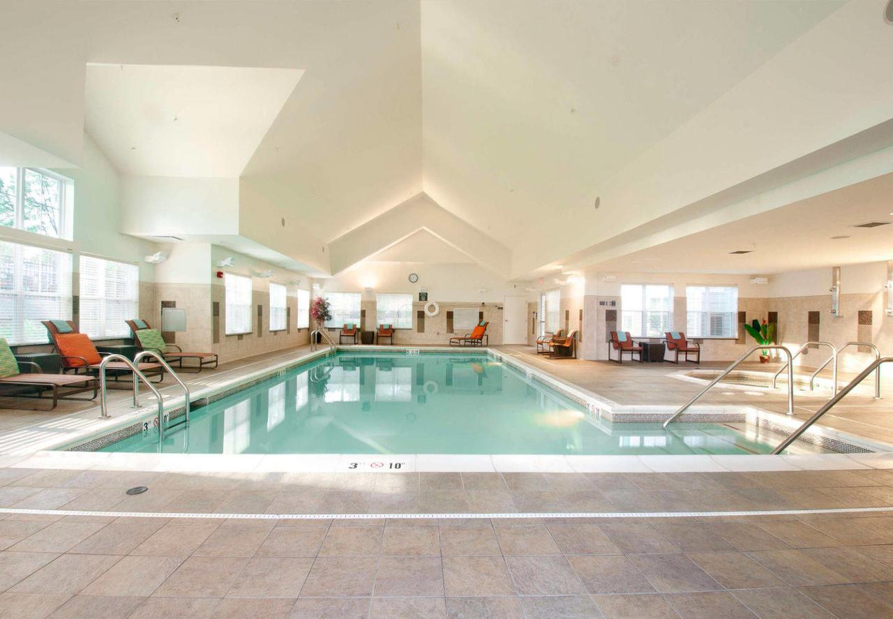 Residence Inn Burlington Colchester - thumb 3