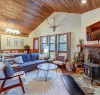 Sugarbush Retreat - Tourism Bookings