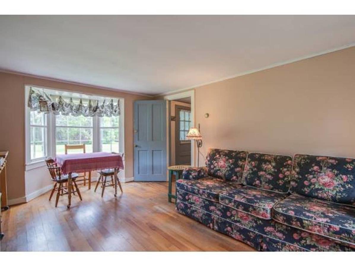 Hilltop 1780 Manchester Farm House - thumb 7