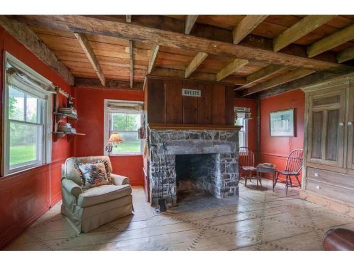 Hilltop 1780 Manchester Farm House - thumb 13