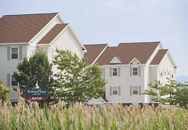 TownePlace Suites Burlington Williston - thumb 9