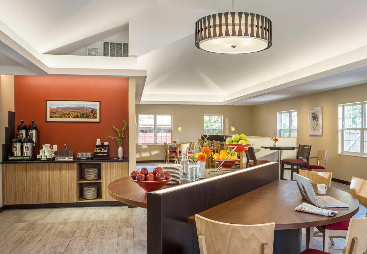 TownePlace Suites Burlington Williston - thumb 4