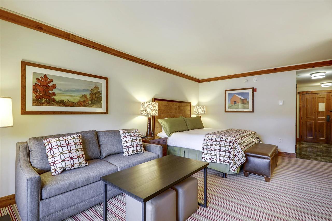 StoweBound At The Lodge At Spruce Peak - thumb 7