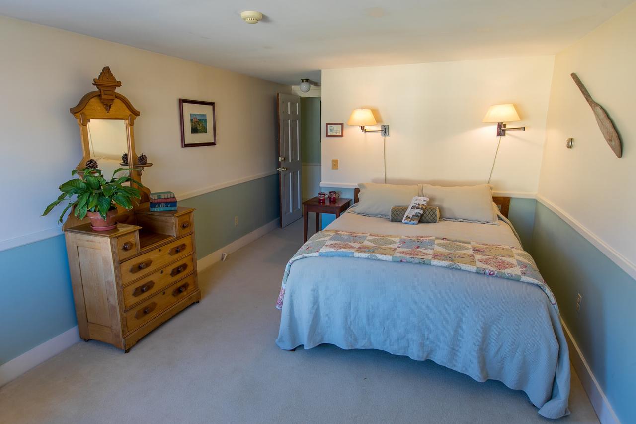 The Red Clover Inn - thumb 7