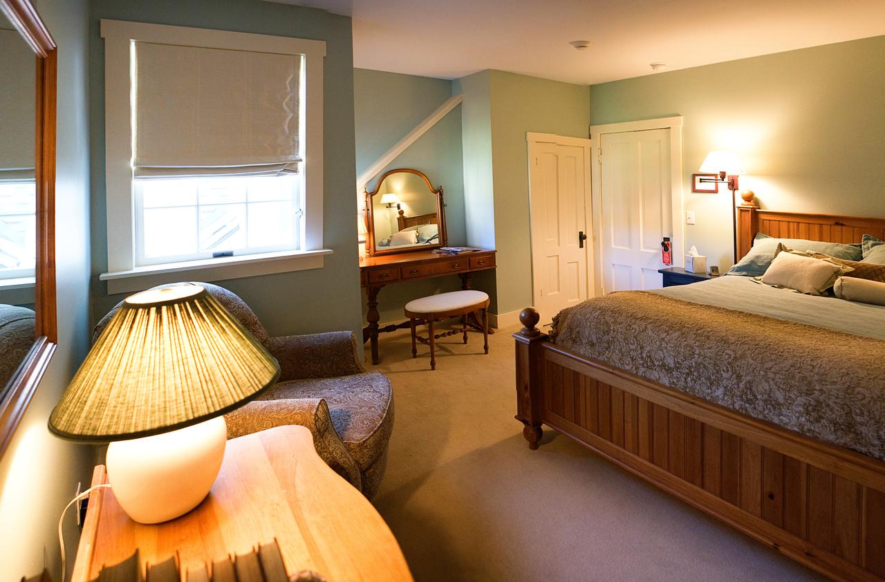 The Red Clover Inn - thumb 33