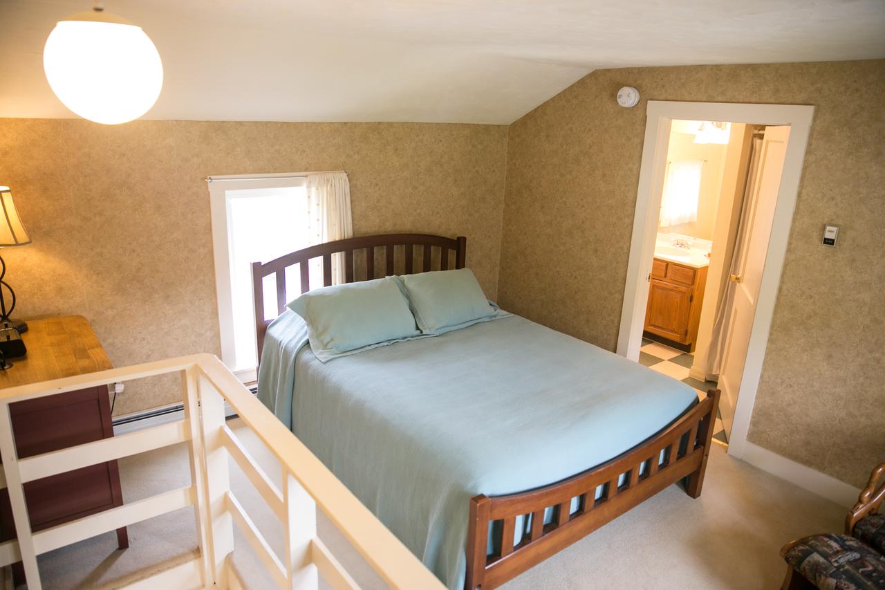 The Red Clover Inn - thumb 9