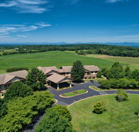 Round Hill Inn - USA Accommodation