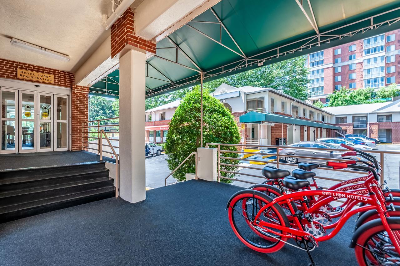 Red Lion Hotel Rosslyn Iwo Jima - thumb 24