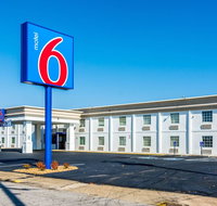Motel 6 Ft Lee Petersburg - Tourism Bookings