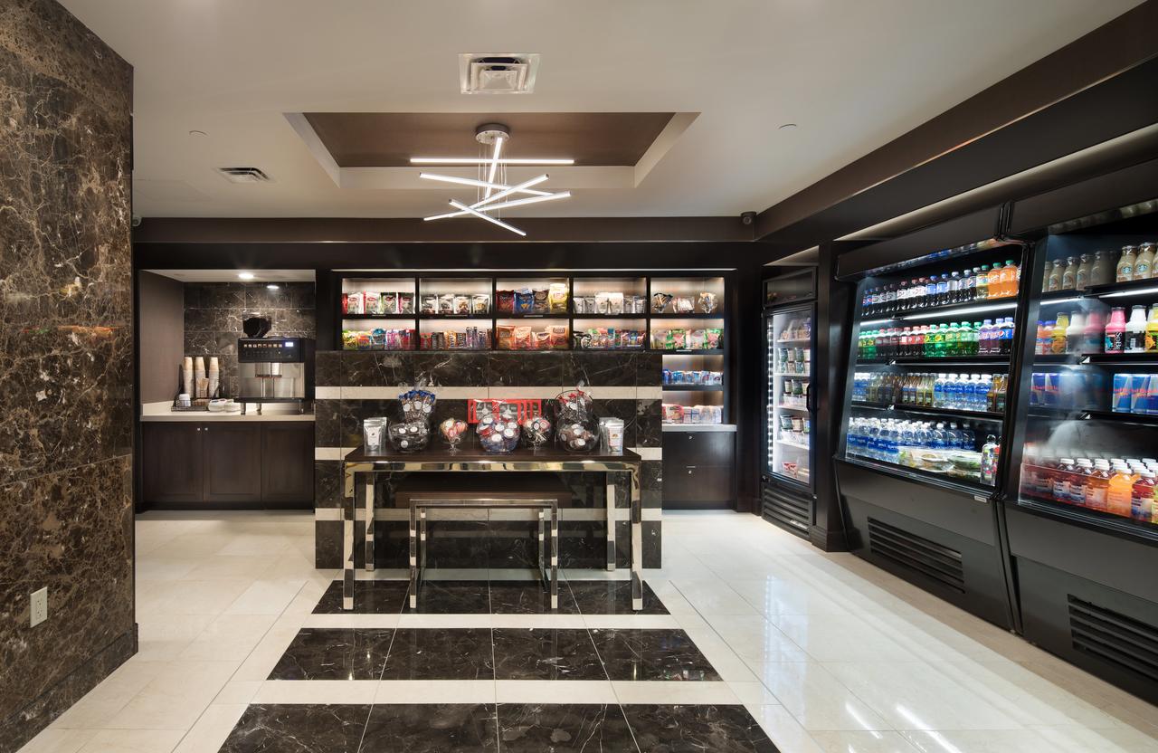 Crystal Gateway Marriott - thumb 14