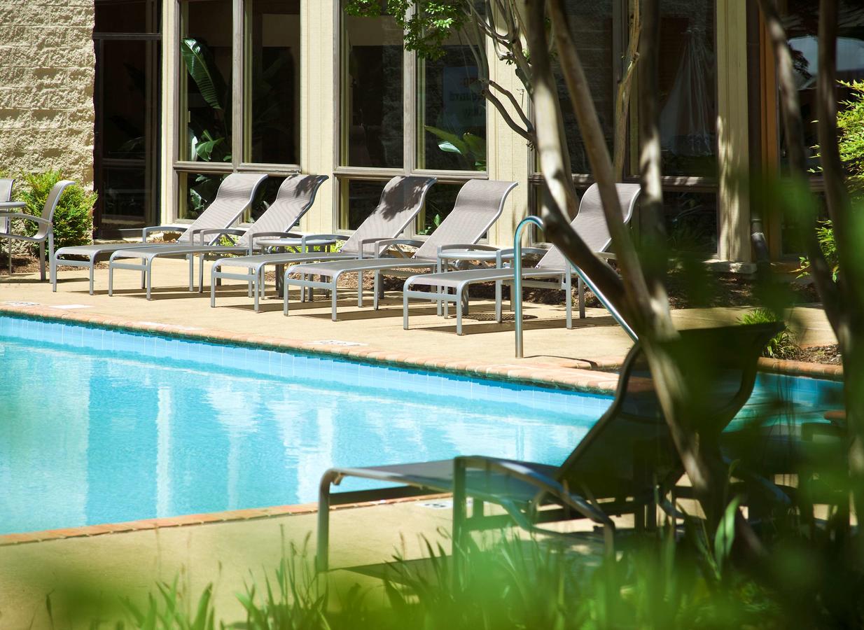 Blue Ridge Hotel & Conference Center - thumb 12