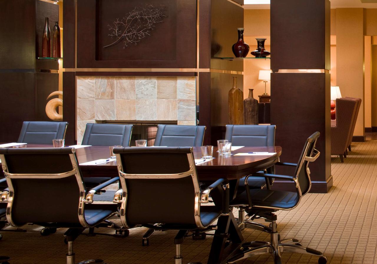 Blue Ridge Hotel & Conference Center - thumb 22