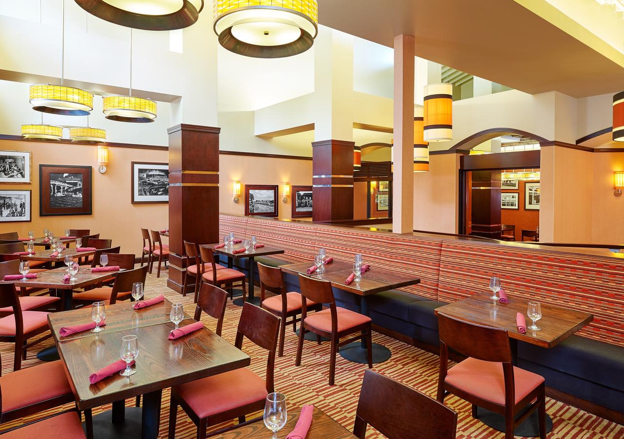 Blue Ridge Hotel & Conference Center - thumb 11