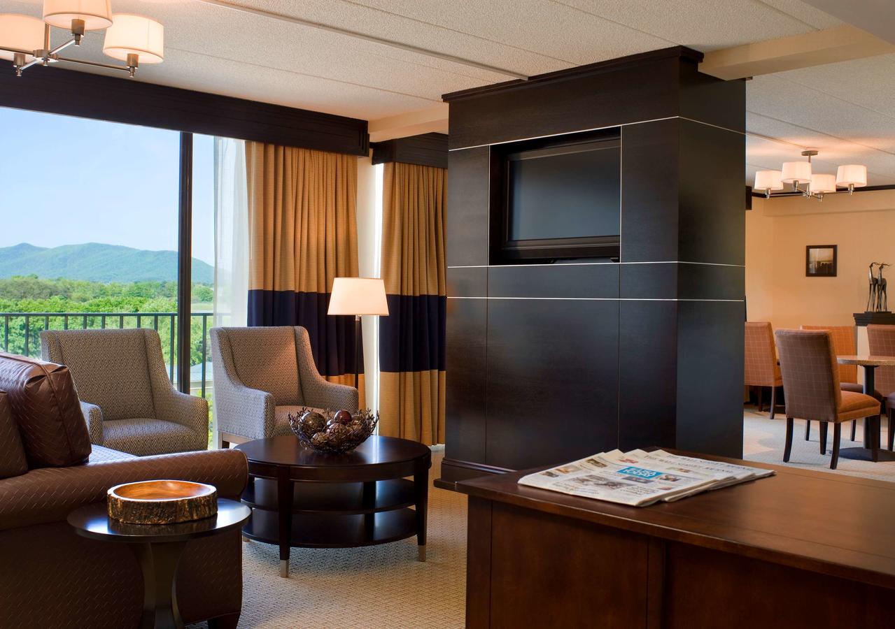 Blue Ridge Hotel & Conference Center - thumb 16