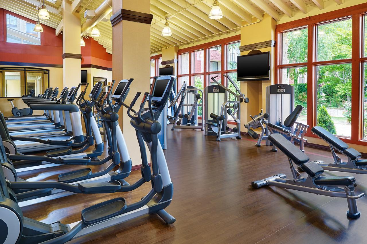 Blue Ridge Hotel & Conference Center - thumb 6