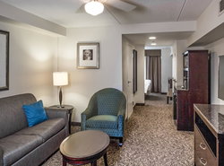 Hilton Garden Inn Hampton Coliseum Central