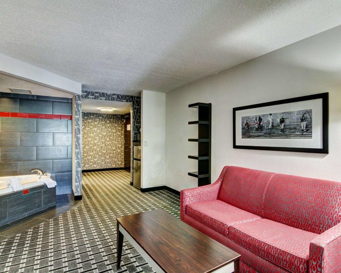 Comfort Suites Williamsburg Historic Area - thumb 2