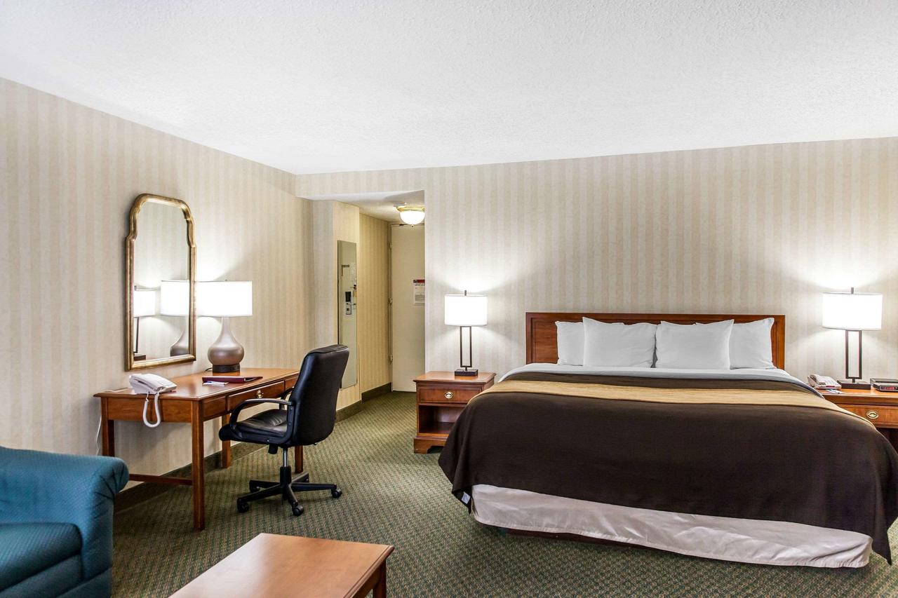Comfort Inn Pentagon - thumb 3